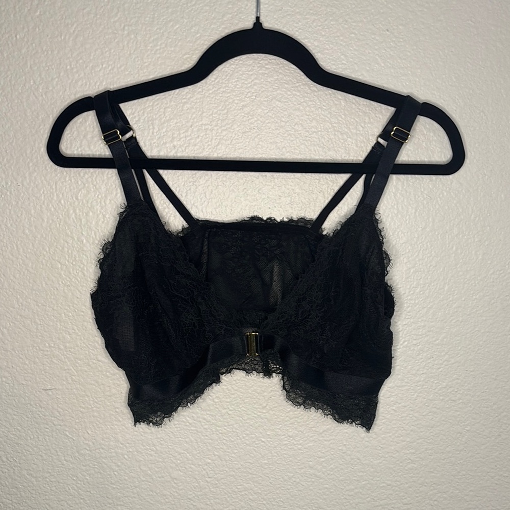 Lace Bralette in Black